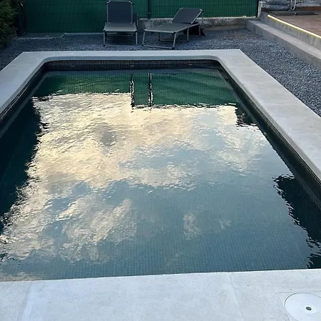 Espacio Tipo Estudio Completo, Totalmente Privado E Independiente Dağ evi